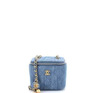 Chanel Pearl Crush Vanity Case With #233832C31B